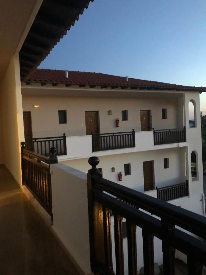 Hotel Avra Ouranoupoli Extérieur photo